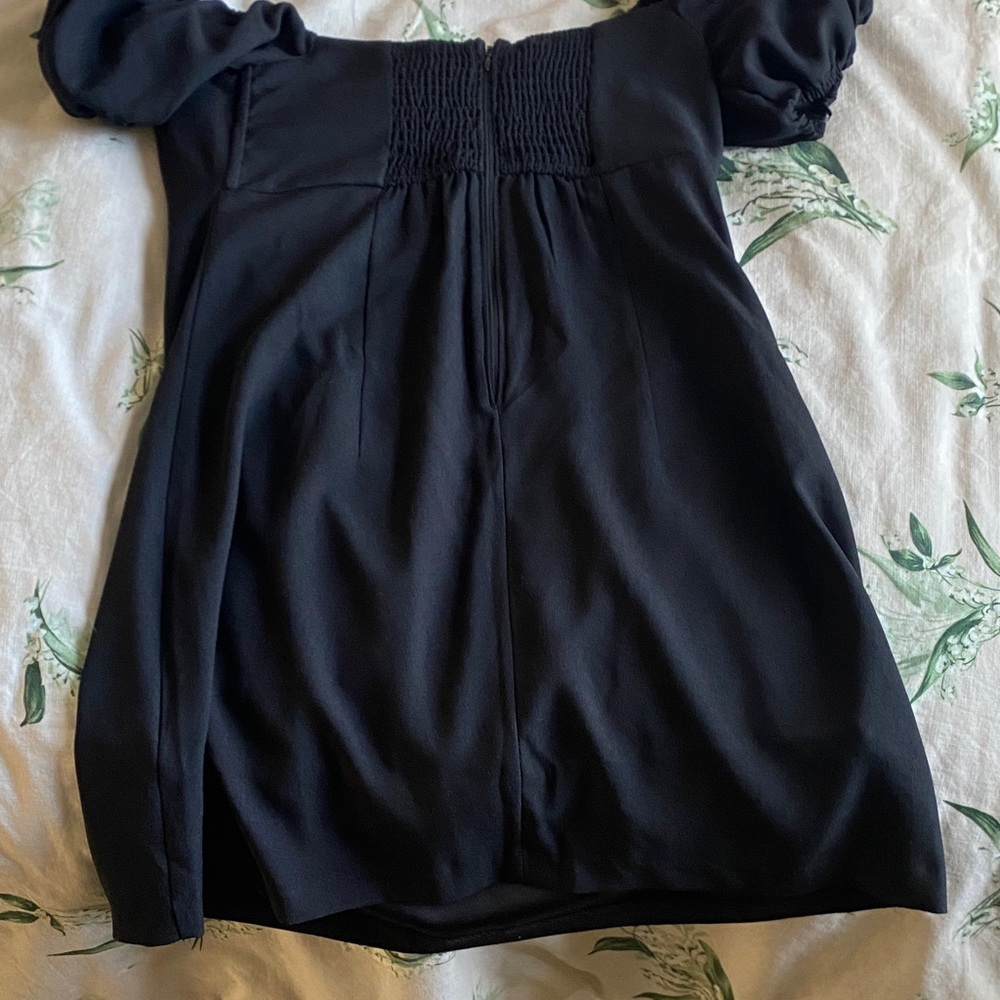 Abercrombie & Fitch Black Off-Shoulder Mini Dress - Picture 6 of 6
